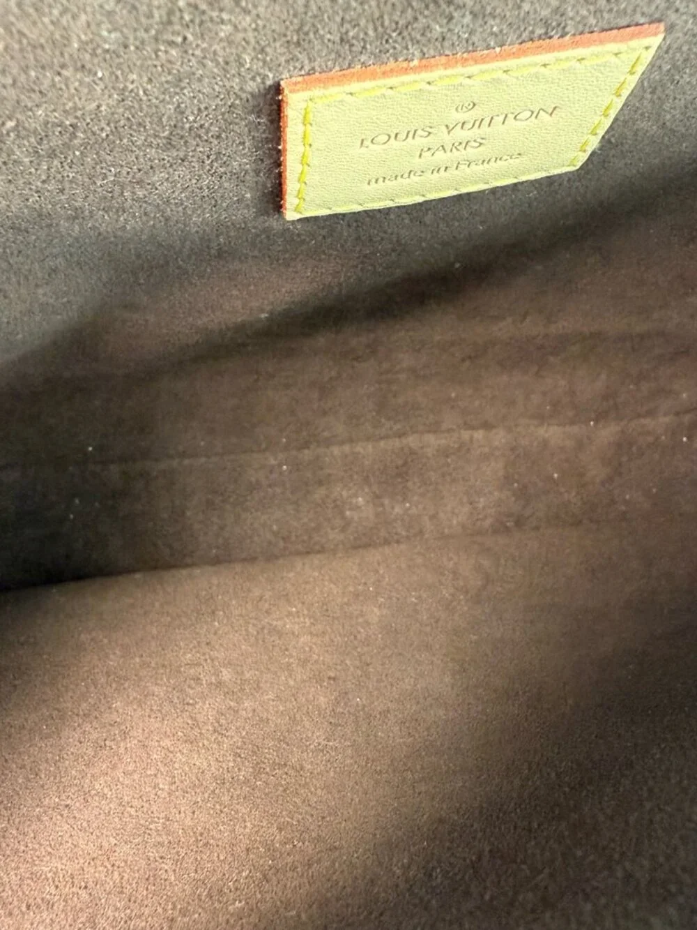 Louis Vuitton Pochette Métis Classic Monogram Coated Canvas Messenger Bag